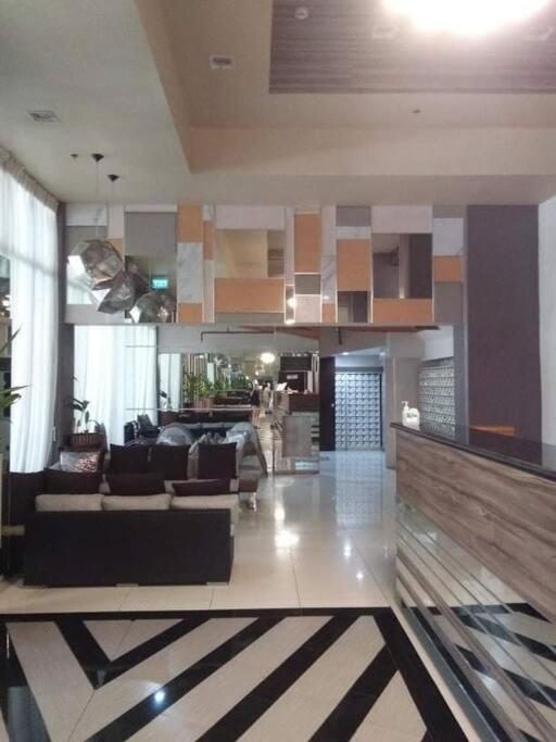 Persimmon Studios - Studio Unit- 16Th Floor - 1641 Cebu Buitenkant foto