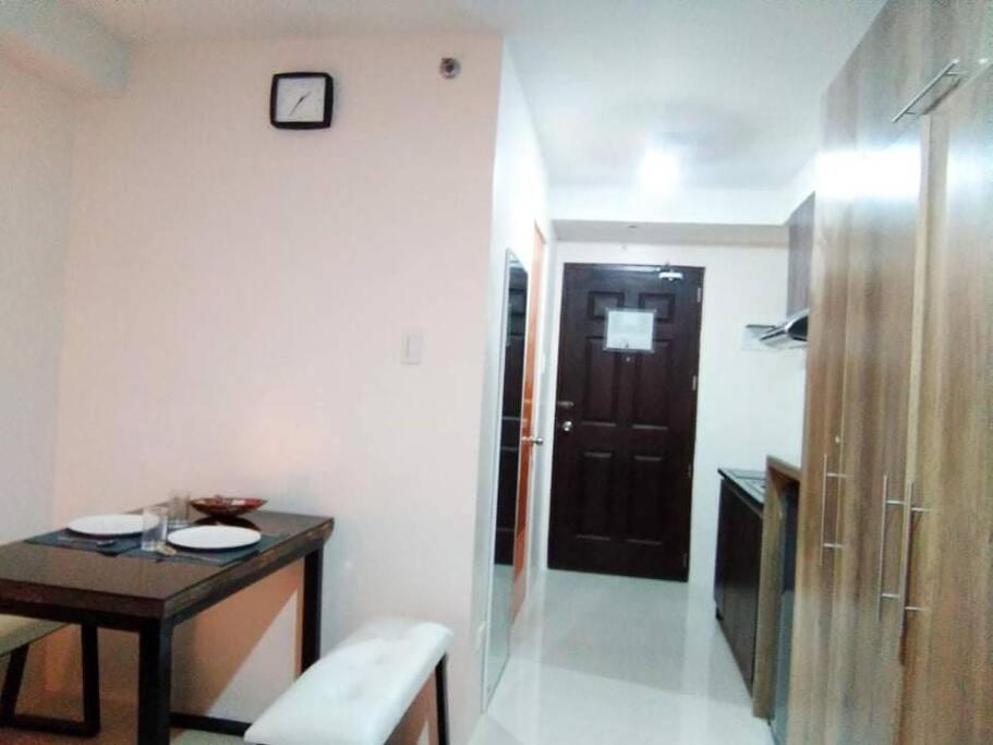 Persimmon Studios - Studio Unit- 16Th Floor - 1641 Cebu Buitenkant foto