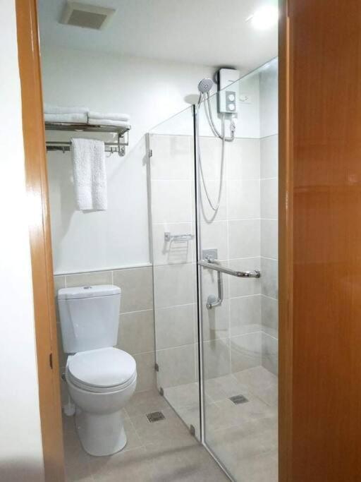 Persimmon Studios - Studio Unit- 16Th Floor - 1641 Cebu Buitenkant foto